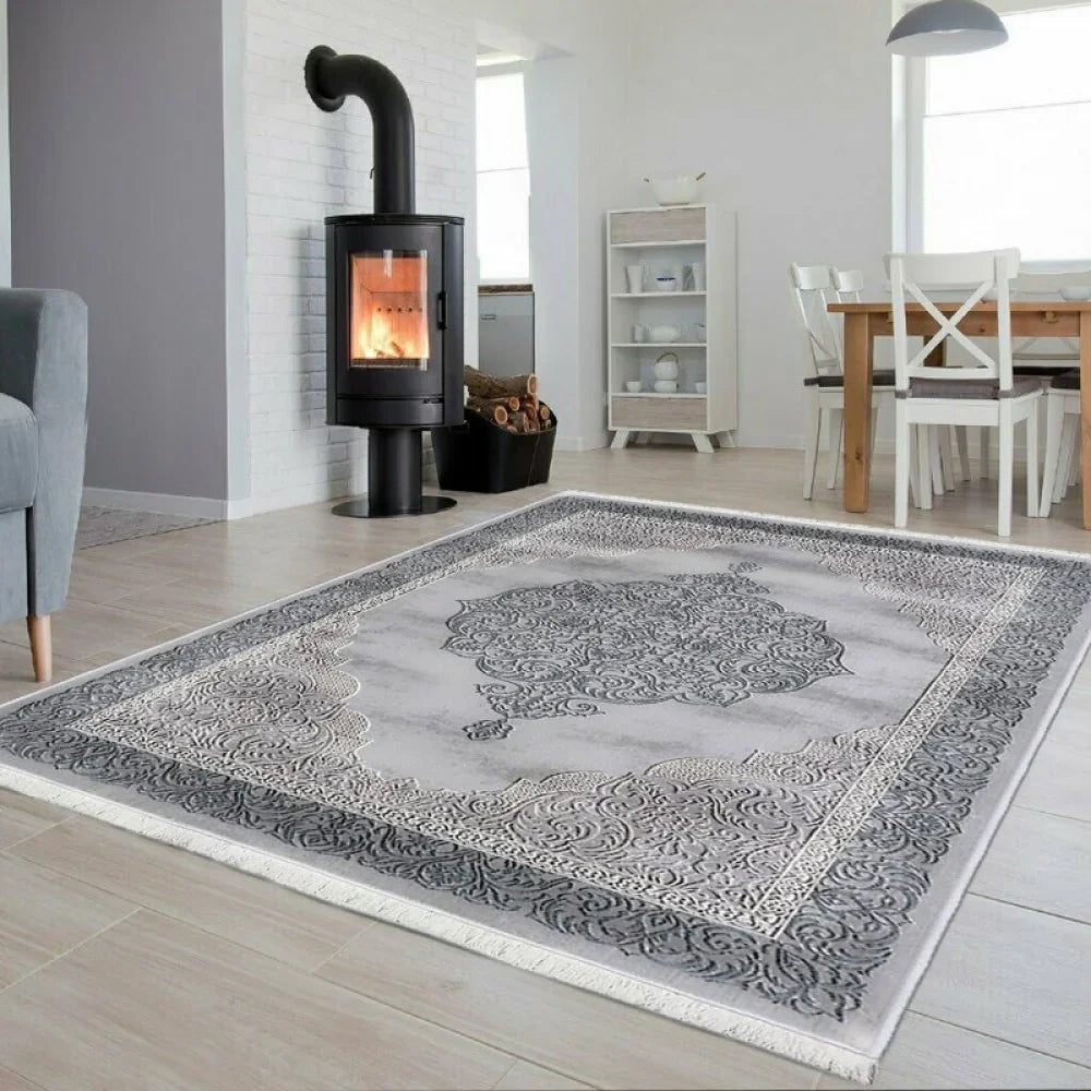 Waschbarer Teppich mit grauem Ornamentmuster im modernen Wohnzimmer